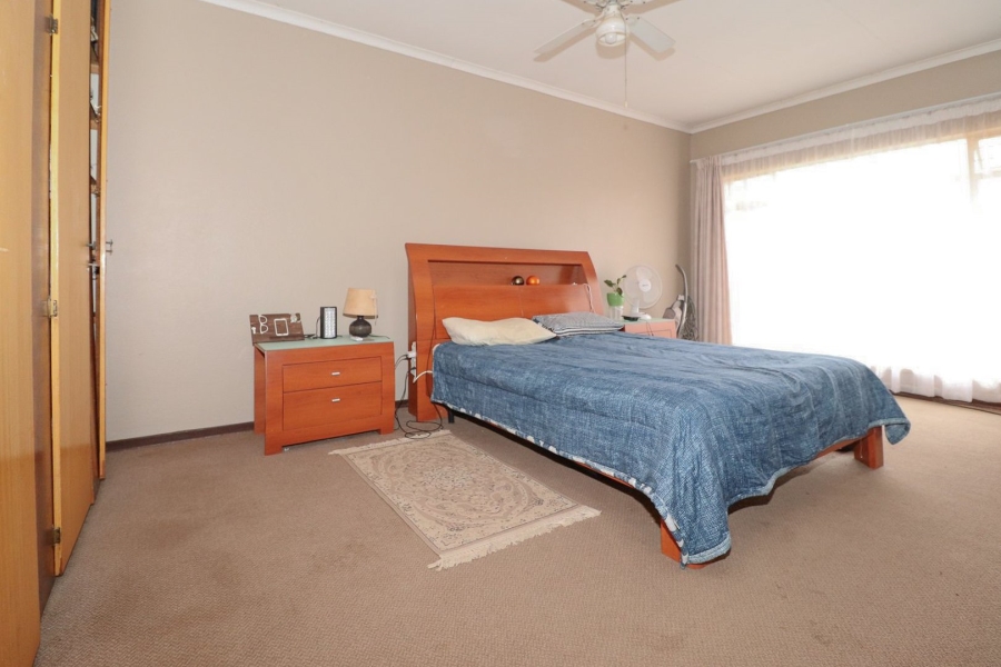 4 Bedroom Property for Sale in Meiringspark North West